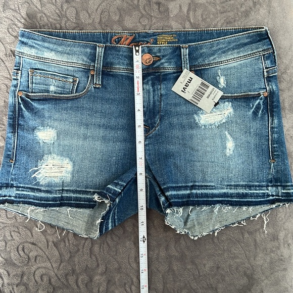 2 pair of pants and 1 shorts MAVI Set NWT jeans, joggers and shorts - Picture 12 of 15